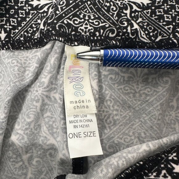 LuLaRoe Black White Paisley Tile Royal Yoga Butter Soft Leggings One Size OS - Picture 4 of 5